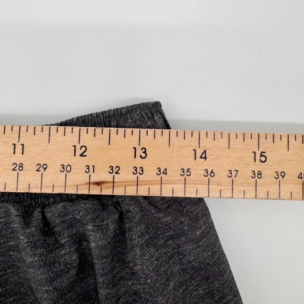 Lululemon Athletic Shorts Mens M Gray Heathered Lined Zipper Pocket 6.5
